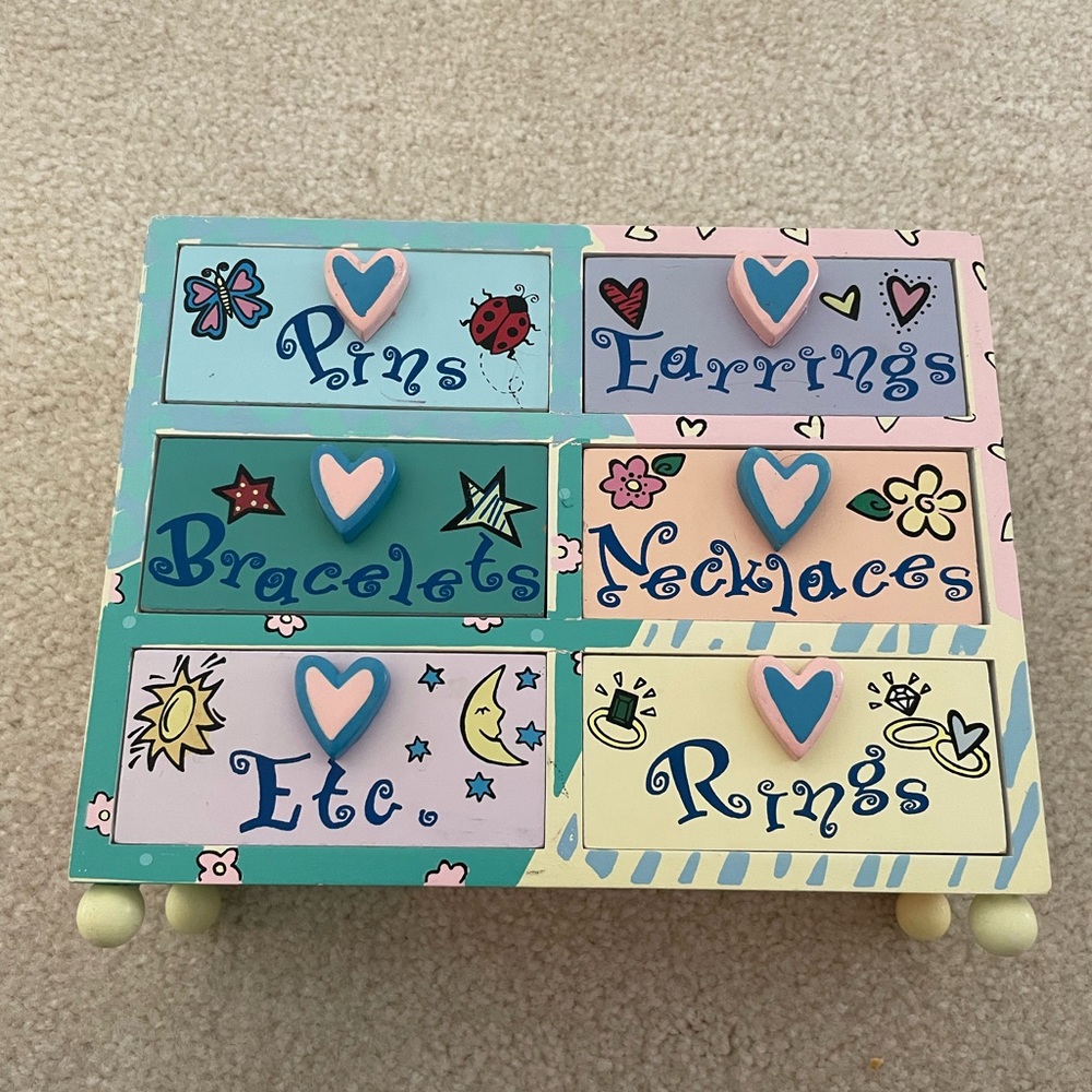 Girls jewelry box chest of drawers